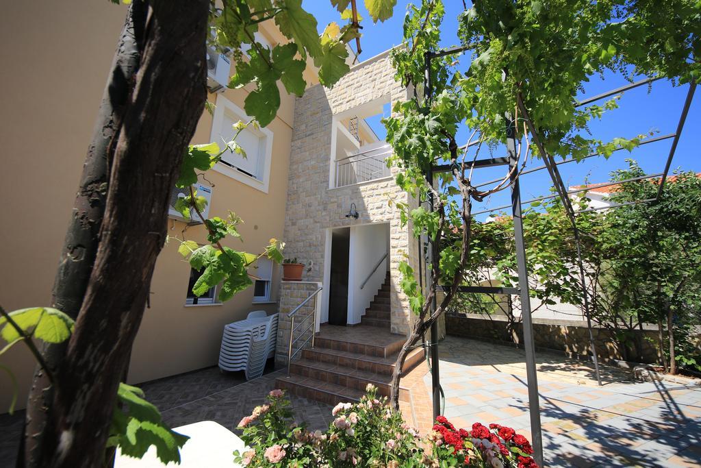 Apartments Superba Brodarica  Exterior photo